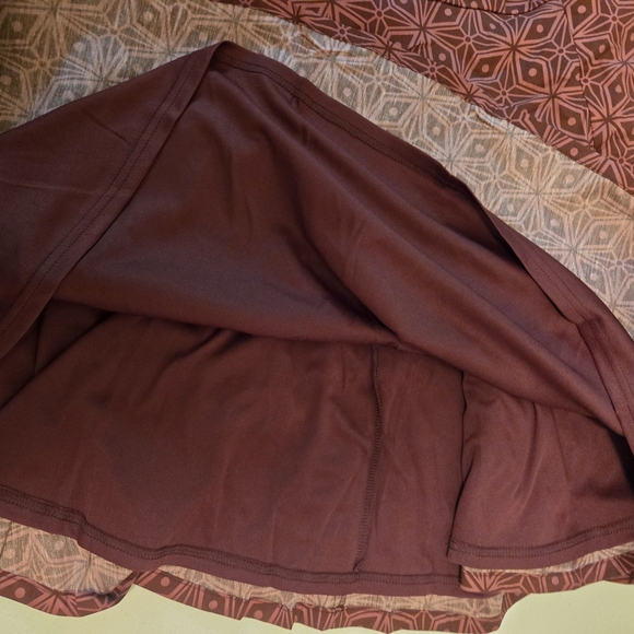 Torrid Maroon Patterned Mini Dress - Picture 2 of 13